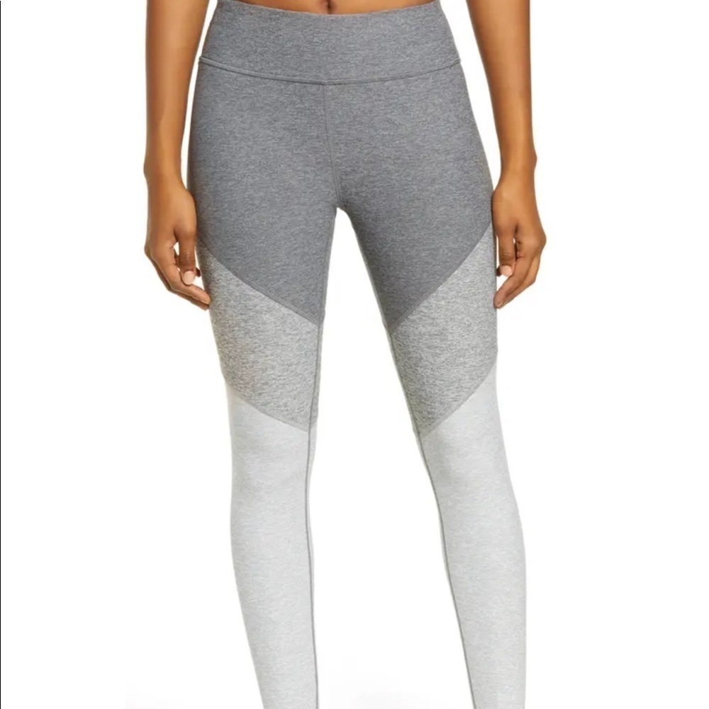 Outdoor Voices Springs 7/8 Gray Color Block Leggings Women’s Small